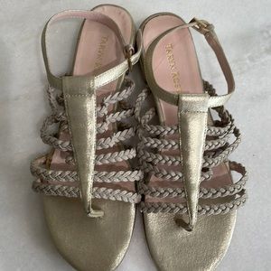 Taryn Rose Sandals-Thong Gold Shoes 9M stretchy braids for comfort ankle strap